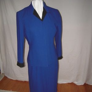 Kasper tailored suit & skirt, black cuffs & collar